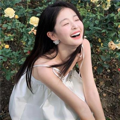 绿茵春色